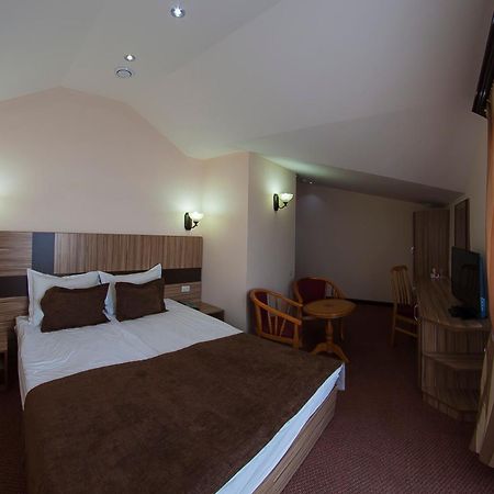 Alpina Resort By Stellar Hotels, تساجكادزور المظهر الخارجي الصورة