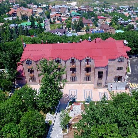 Alpina Resort By Stellar Hotels, تساجكادزور المظهر الخارجي الصورة
