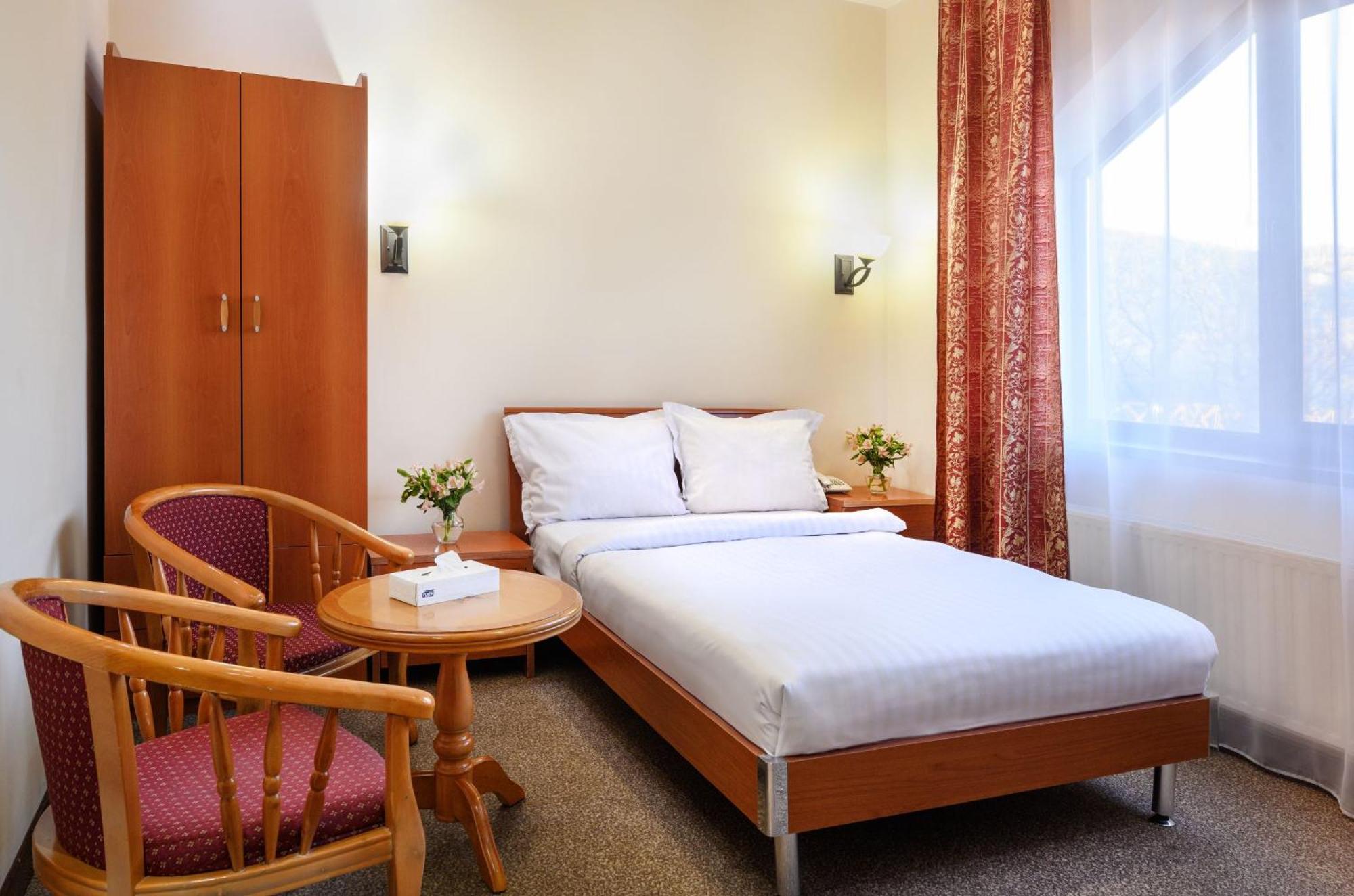 Alpina Resort By Stellar Hotels, تساجكادزور المظهر الخارجي الصورة