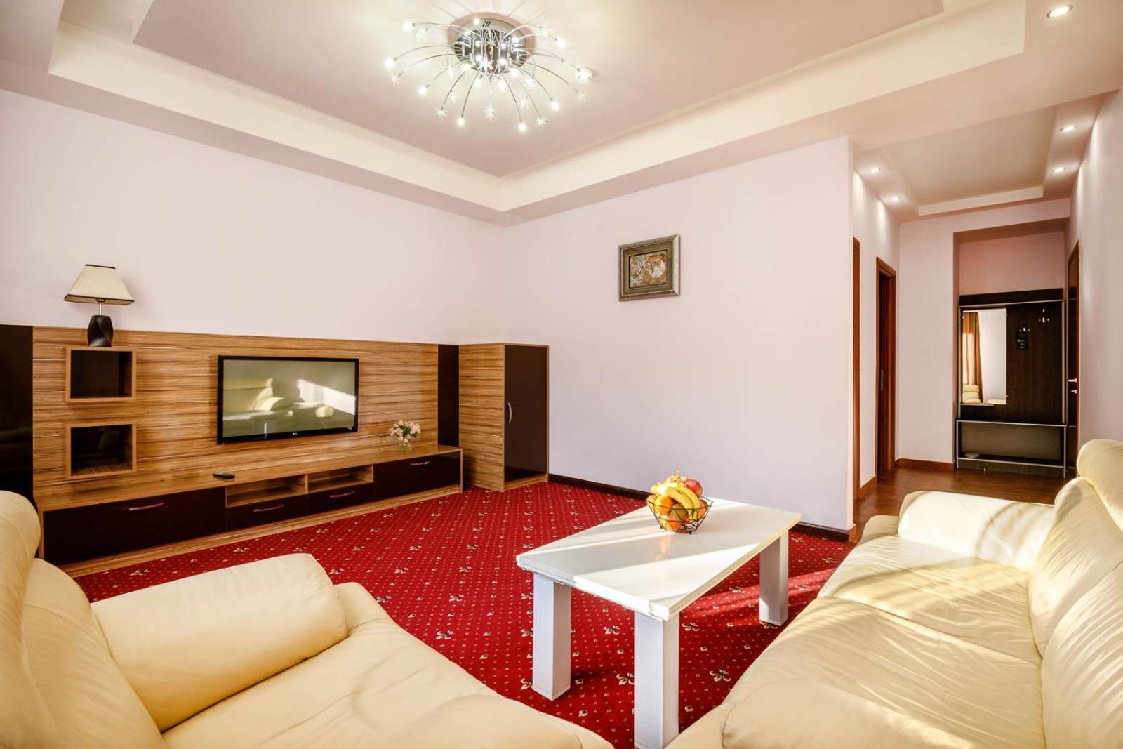 Alpina Resort By Stellar Hotels, تساجكادزور المظهر الخارجي الصورة