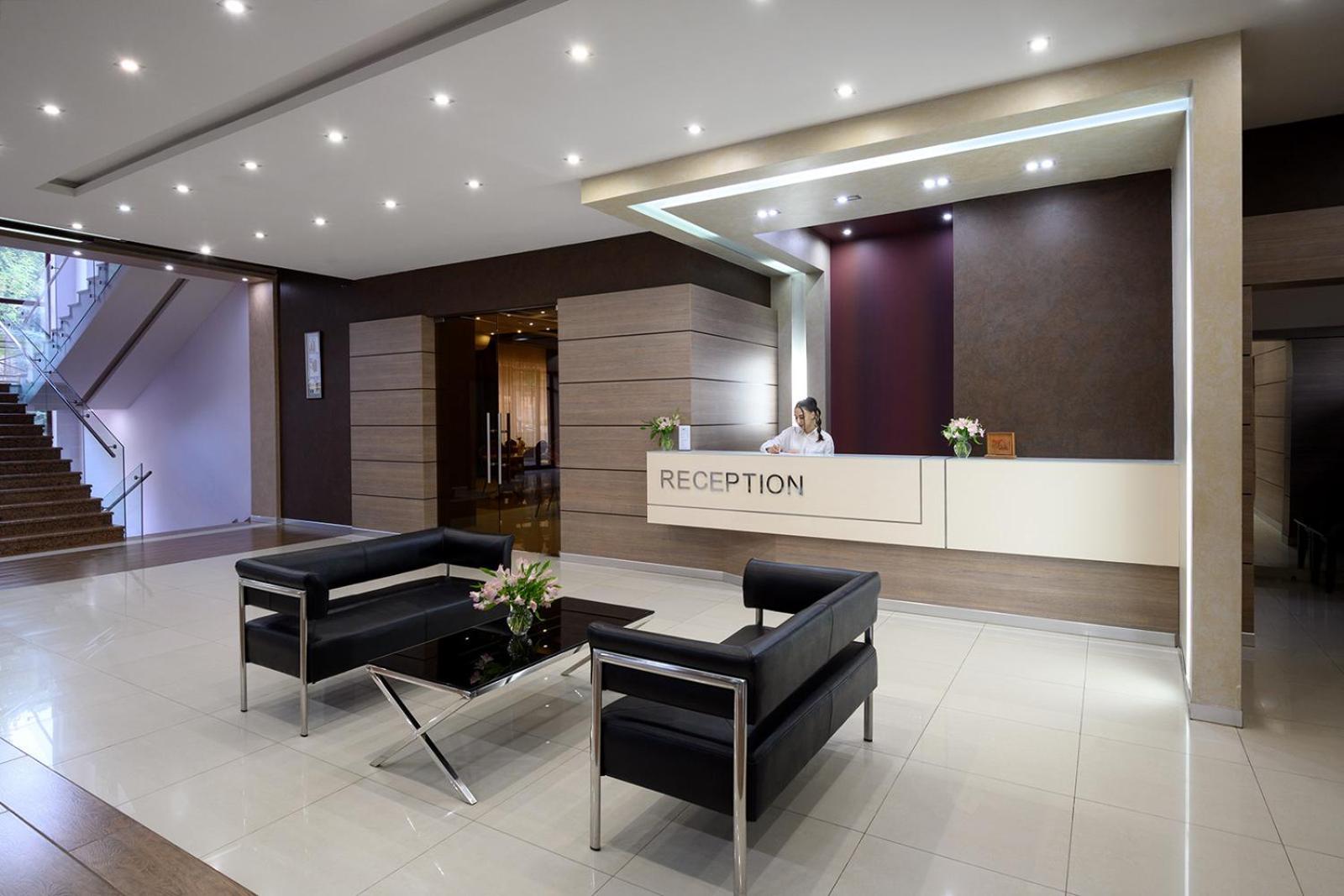 Alpina Resort By Stellar Hotels, تساجكادزور المظهر الخارجي الصورة