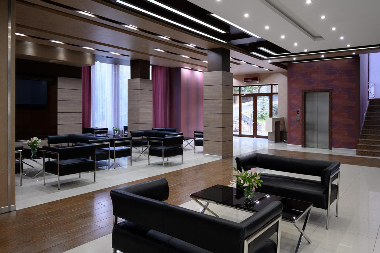 Alpina Resort By Stellar Hotels, تساجكادزور المظهر الخارجي الصورة